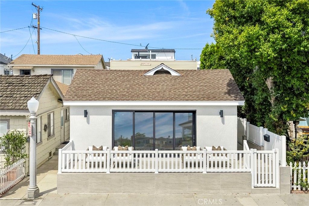 121 Marine Avenue, Newport Beach, CA 92662 — exterior