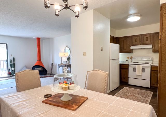 3055 Trinity 421, Los Alamos, NM 87544