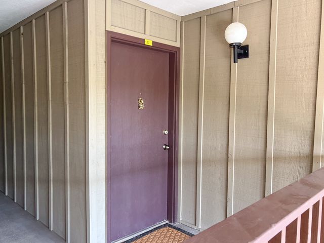 3055 Trinity 421, Los Alamos, NM 87544