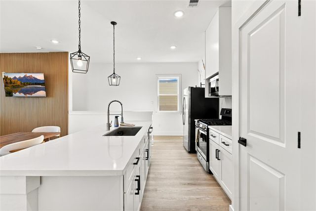 7948 Betty Boop Street B, Houston, TX 77028