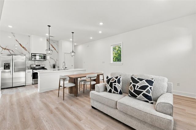 7948 Betty Boop Street B, Houston, TX 77028