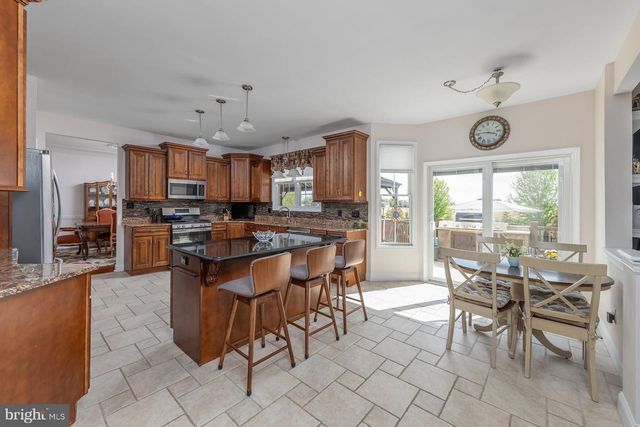 144 POINT AIRY RD, Pilesgrove, NJ 08098