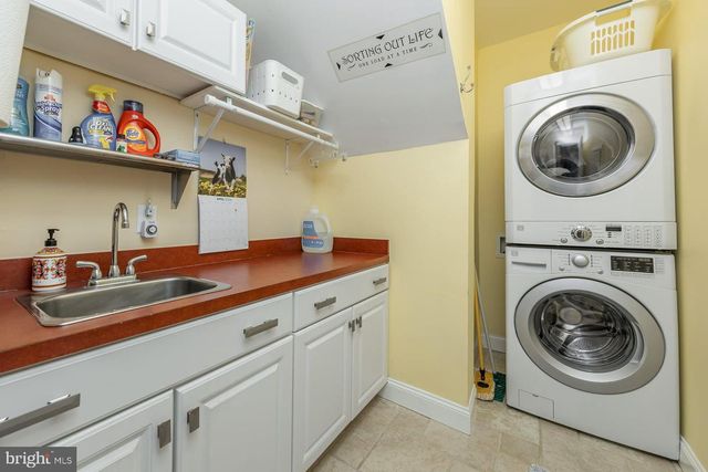 144 POINT AIRY RD, Pilesgrove, NJ 08098