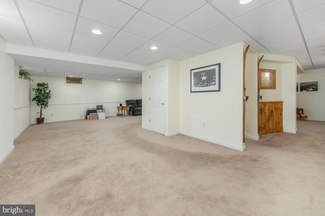 144 POINT AIRY RD, Pilesgrove, NJ 08098