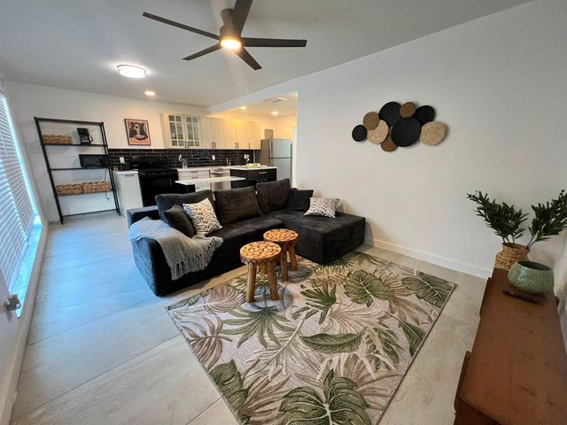 1505 NE 15th Avenue 1-2, Fort Lauderdale, FL 33304