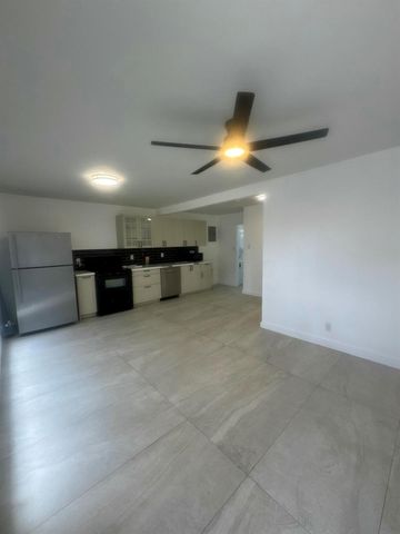 1505 NE 15th Avenue 1-2, Fort Lauderdale, FL 33304