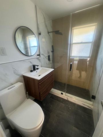 1505 NE 15th Avenue 1-2, Fort Lauderdale, FL 33304