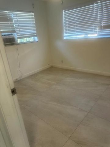 1505 NE 15th Avenue 1-2, Fort Lauderdale, FL 33304