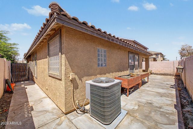 6325 W VALENCIA Drive, Laveen, AZ 85339