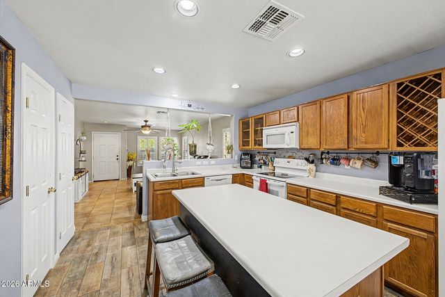 6325 W VALENCIA Drive, Laveen, AZ 85339