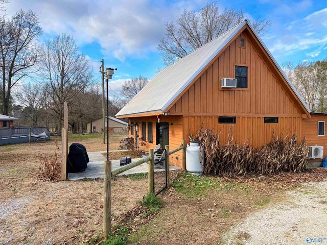 554 Cain Road, Somerville, AL 35670