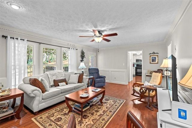 4819 Thornwood NW Drive, Acworth, GA 30102