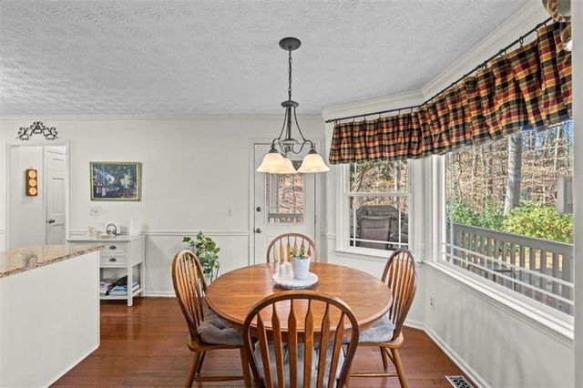 4819 Thornwood NW Drive, Acworth, GA 30102