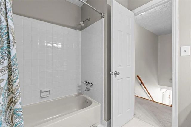 4819 Thornwood NW Drive, Acworth, GA 30102