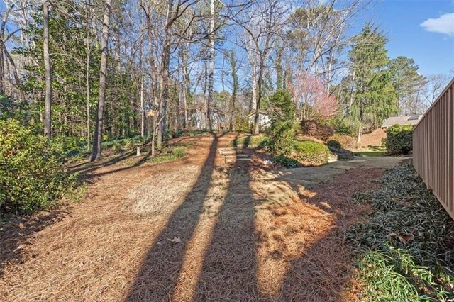 4819 Thornwood NW Drive, Acworth, GA 30102