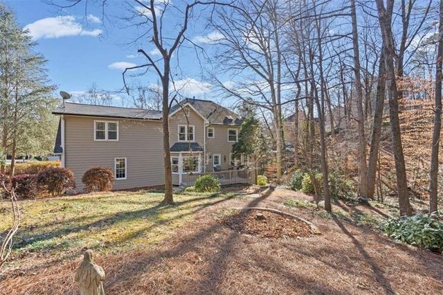 4819 Thornwood NW Drive, Acworth, GA 30102