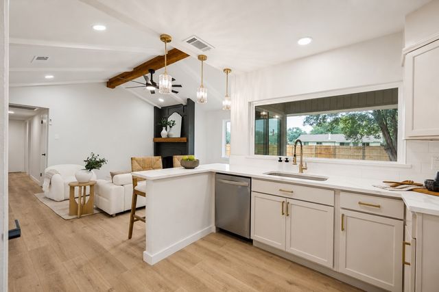 641 Stroud Lane, Garland, TX 75043