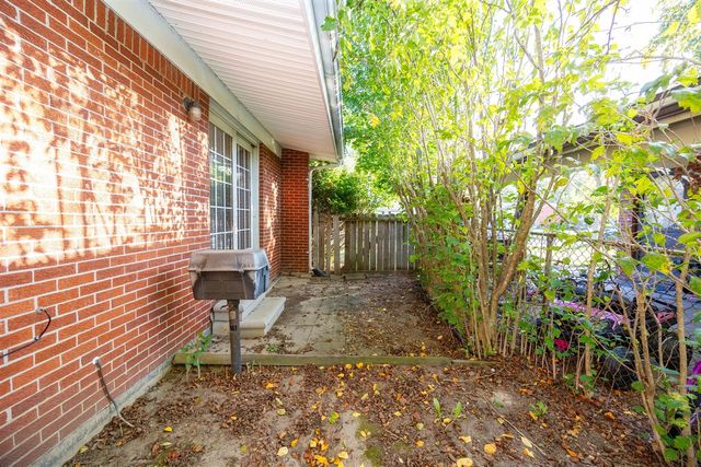 30734 Parkwood Street, Westland, MI 48186