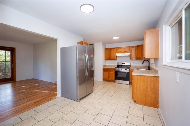 30734 Parkwood Street, Westland, MI 48186