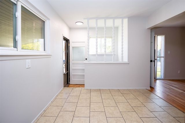 30734 Parkwood Street, Westland, MI 48186
