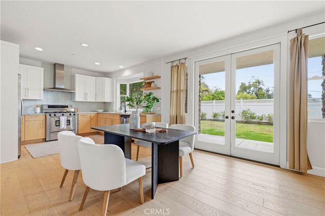 10052 Heatherglen Court, Northridge, CA 91325