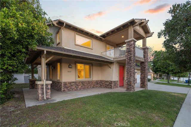 10052 Heatherglen Court, Northridge, CA 91325