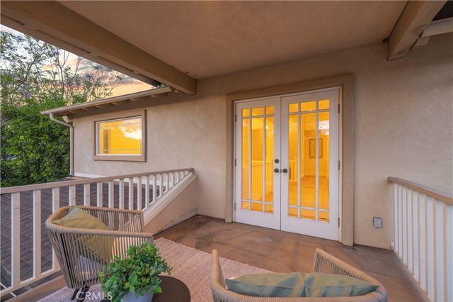 10052 Heatherglen Court, Northridge, CA 91325