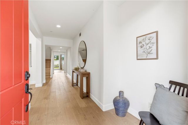 10052 Heatherglen Court, Northridge, CA 91325