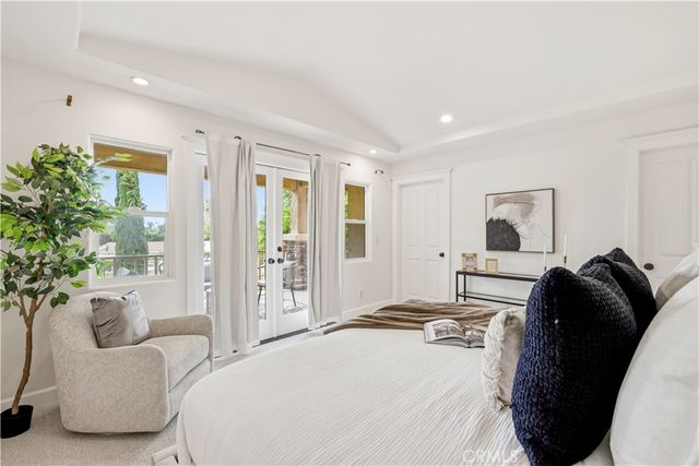 10052 Heatherglen Court, Northridge, CA 91325