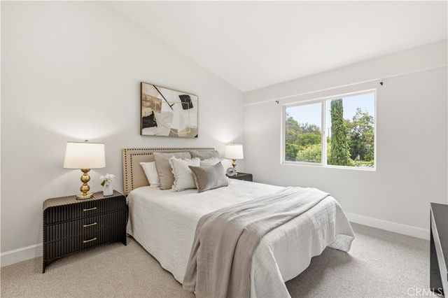 10052 Heatherglen Court, Northridge, CA 91325