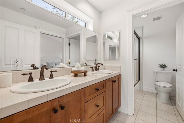 10052 Heatherglen Court, Northridge, CA 91325