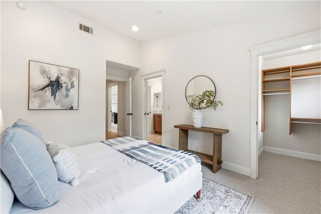 10052 Heatherglen Court, Northridge, CA 91325