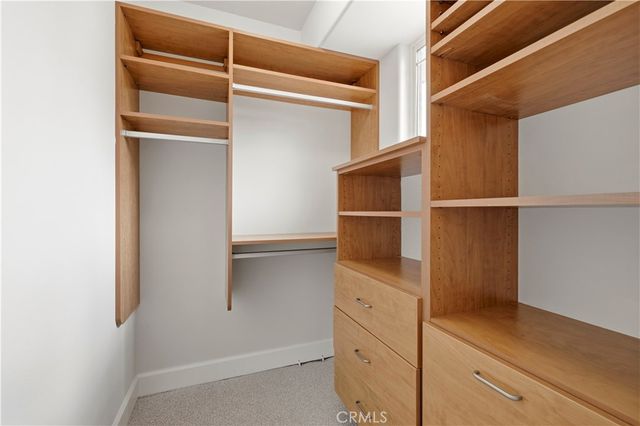 10052 Heatherglen Court, Northridge, CA 91325