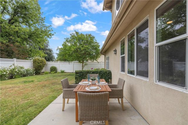 10052 Heatherglen Court, Northridge, CA 91325