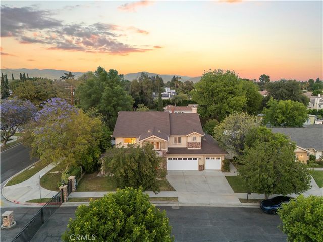 10052 Heatherglen Court, Northridge, CA 91325