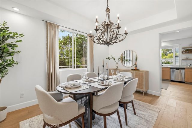 10052 Heatherglen Court, Northridge, CA 91325