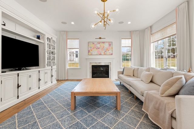 65 Foundry Lane, Canton, MA 02021