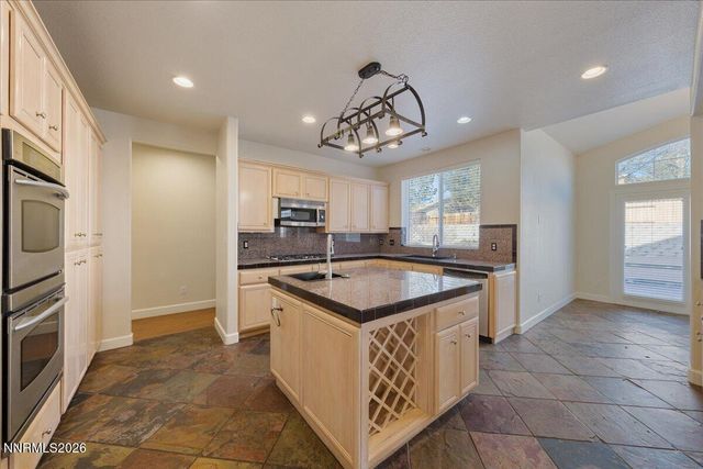 5436 Vista Terrace Lane, Sparks, NV 89436