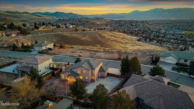 5436 Vista Terrace Lane, Sparks, NV 89436