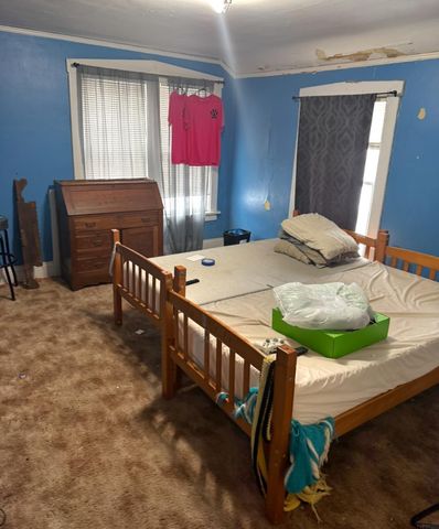 203 Rosebud Avenue, Waterloo, IA 50701