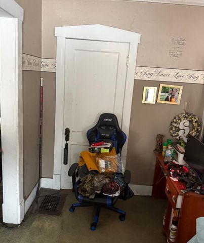 203 Rosebud Avenue, Waterloo, IA 50701