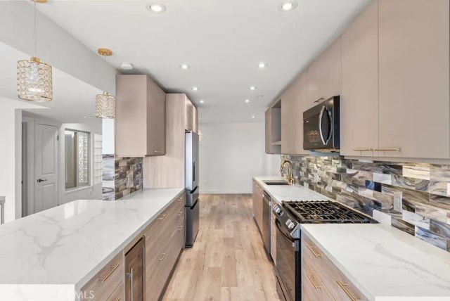 21751 Ocean Vista Dr, Laguna Beach, CA 92651