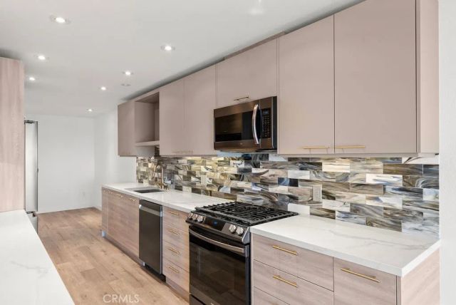 21751 Ocean Vista Dr, Laguna Beach, CA 92651