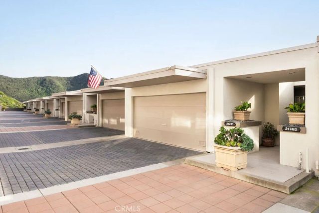 21751 Ocean Vista Dr, Laguna Beach, CA 92651