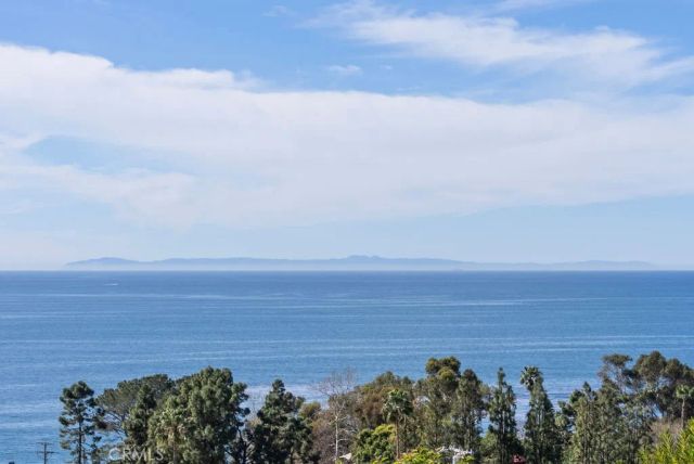 21751 Ocean Vista Dr, Laguna Beach, CA 92651