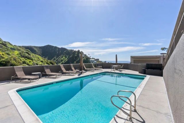 21751 Ocean Vista Dr, Laguna Beach, CA 92651