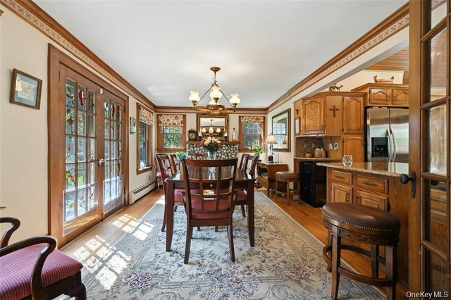 2064 N Country Road, Wading River, NY 11792
