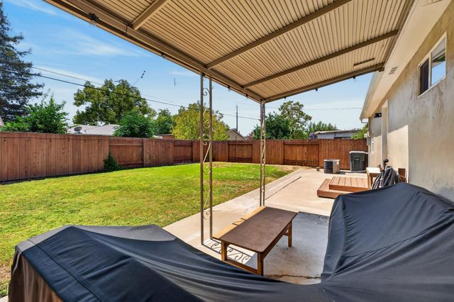 2520 23rd Ave, Sacramento, CA 95820