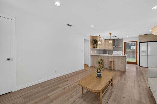 2520 23rd Ave, Sacramento, CA 95820