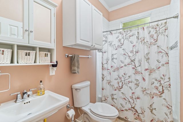 1025 Haines Avenue, Dallas, TX 75208